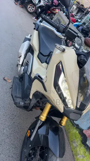 Honda 2026 Beige