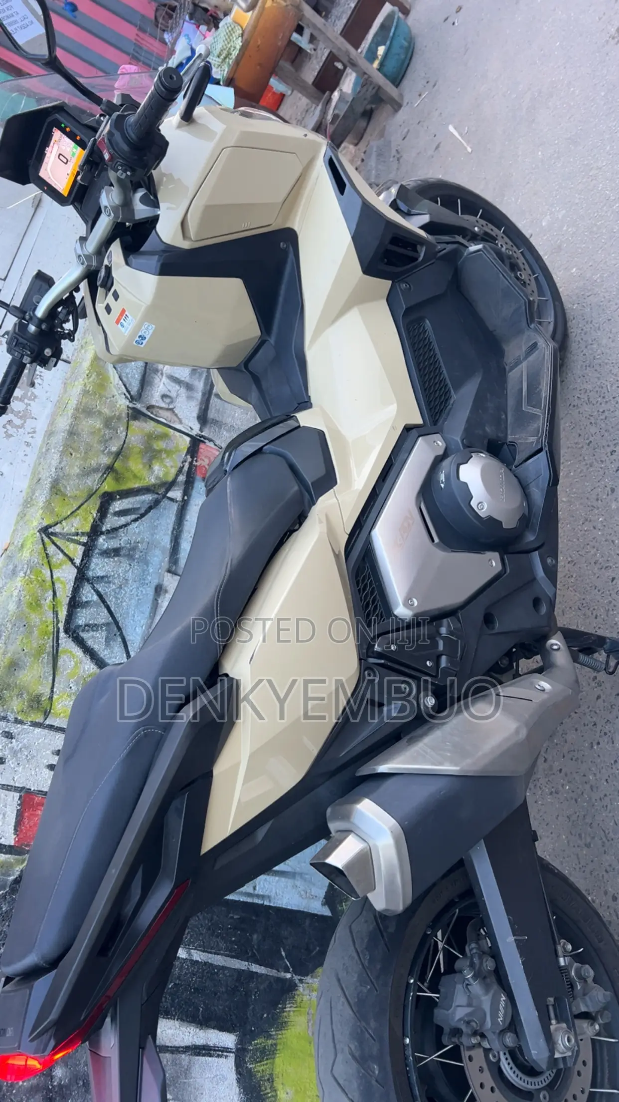 Honda 2026 Beige