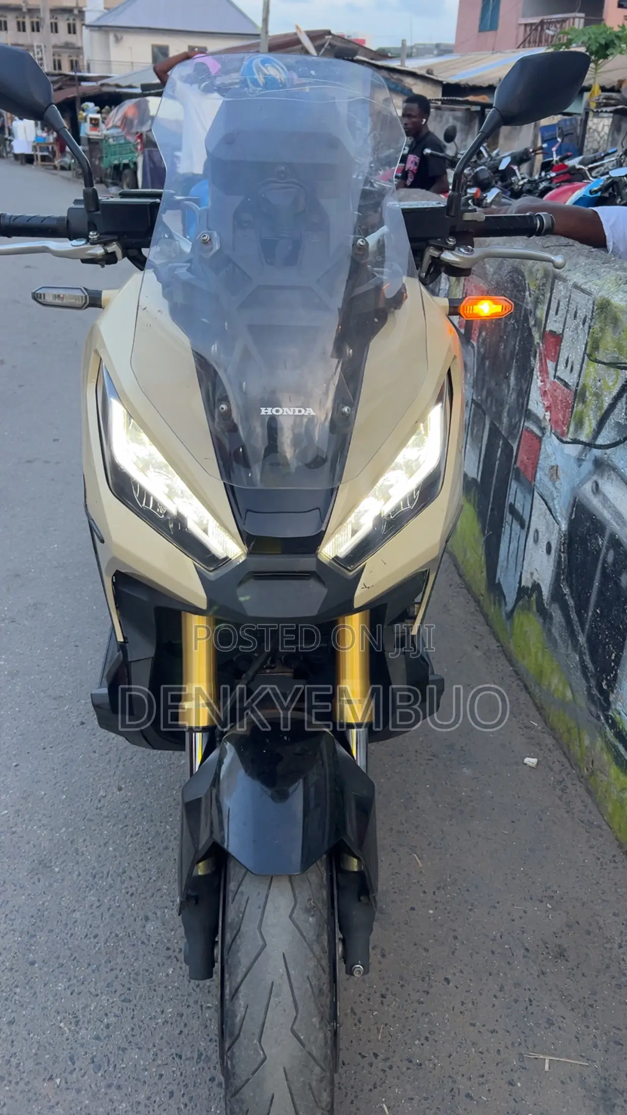 Honda 2026 Beige