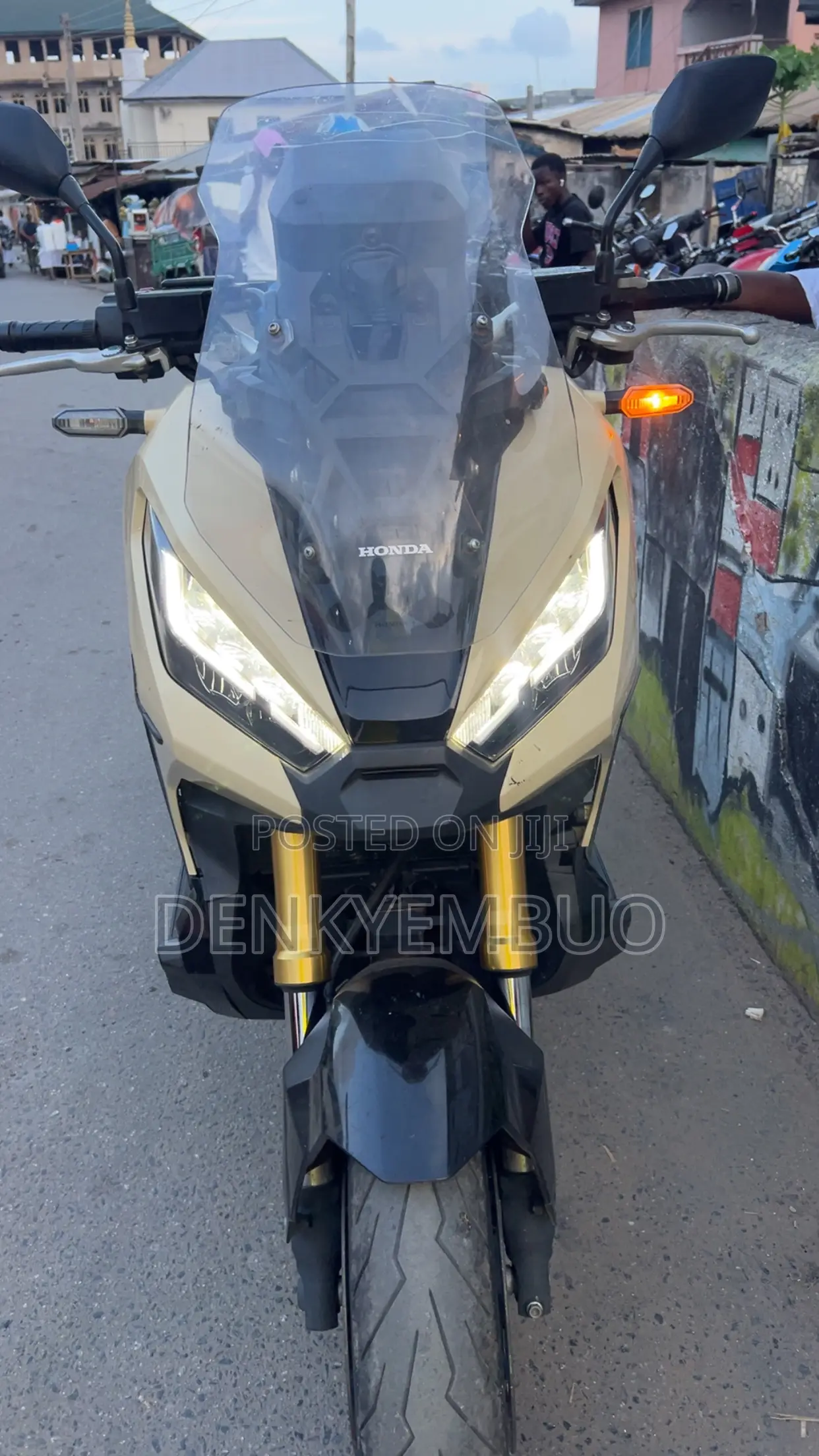 Honda 2026 Beige