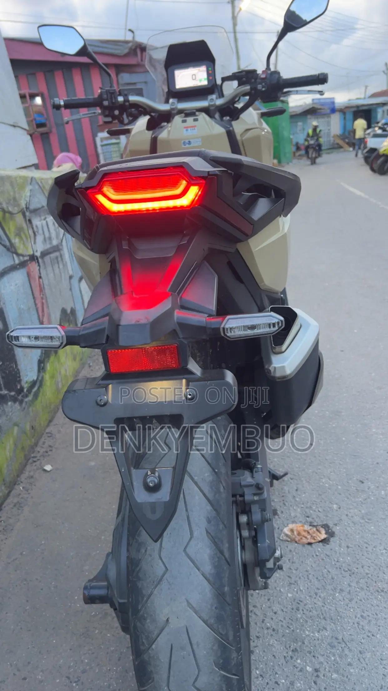 Honda 2026 Beige