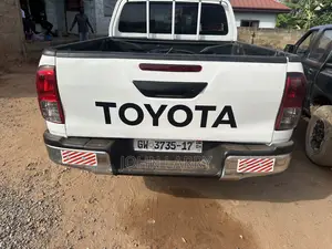 Toyota Toyoace 2017 White