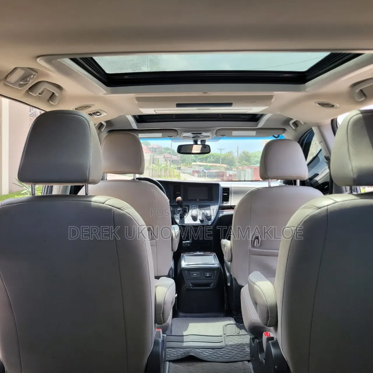 Toyota Sienna 2016 Silver