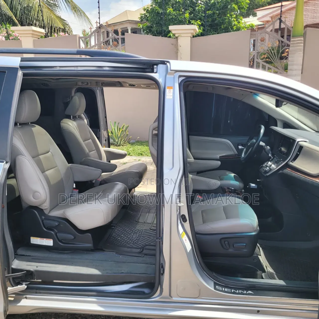 Toyota Sienna 2016 Silver