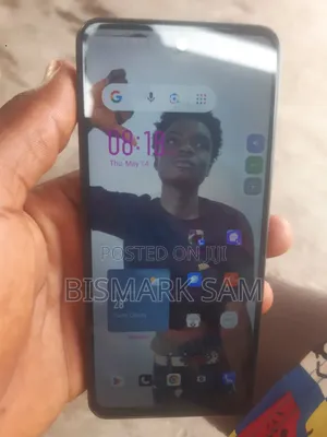 Infinix Smart 8 64 GB Black