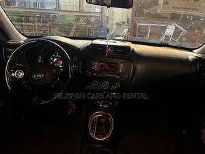 Kia Soul + 4dr Wagon (2.0L 4cyl 6A) 2014 Yellow