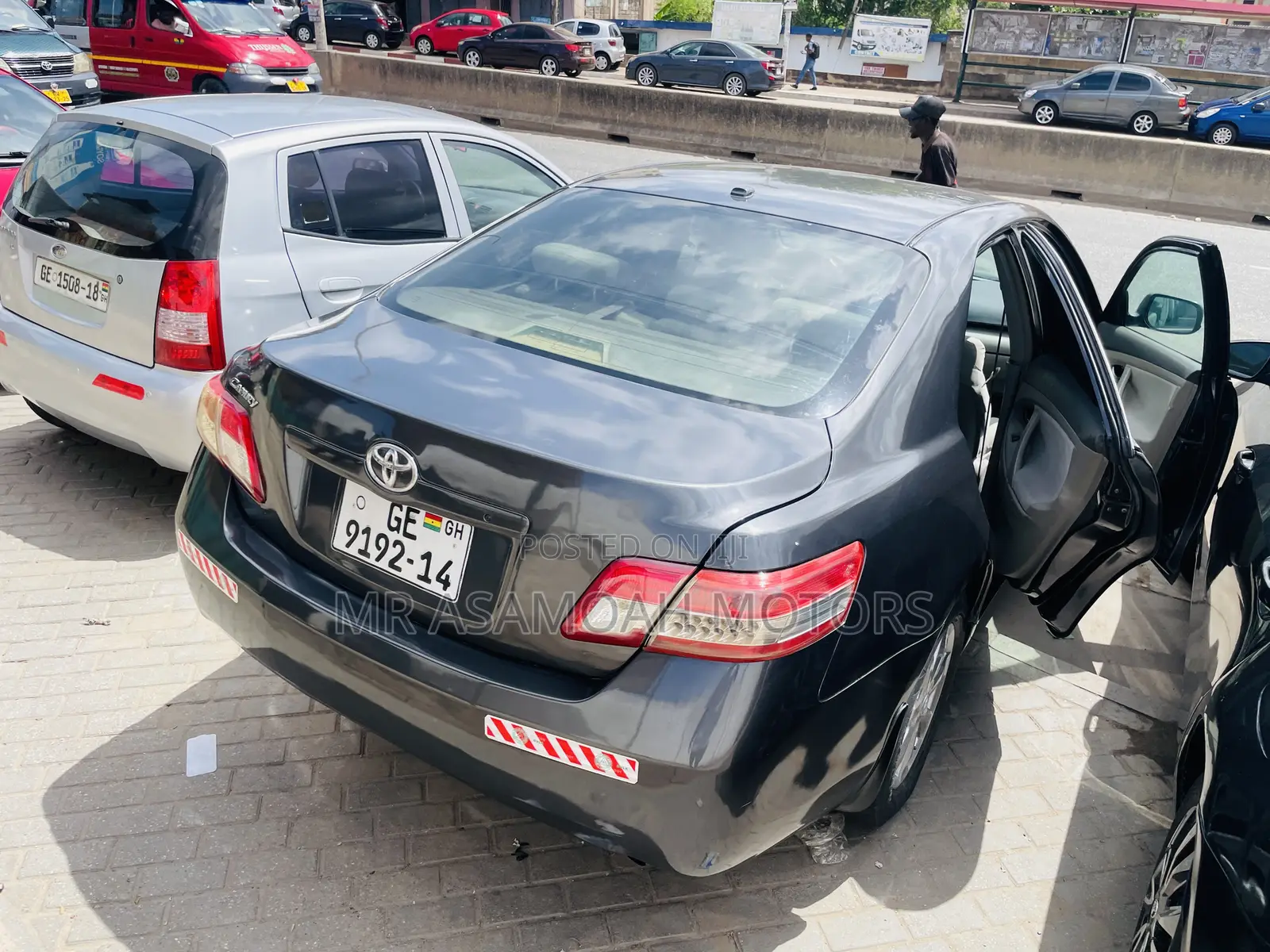 Toyota Camry LE 4dr Sedan (2.4L 4cyl 5A) 2009 Black