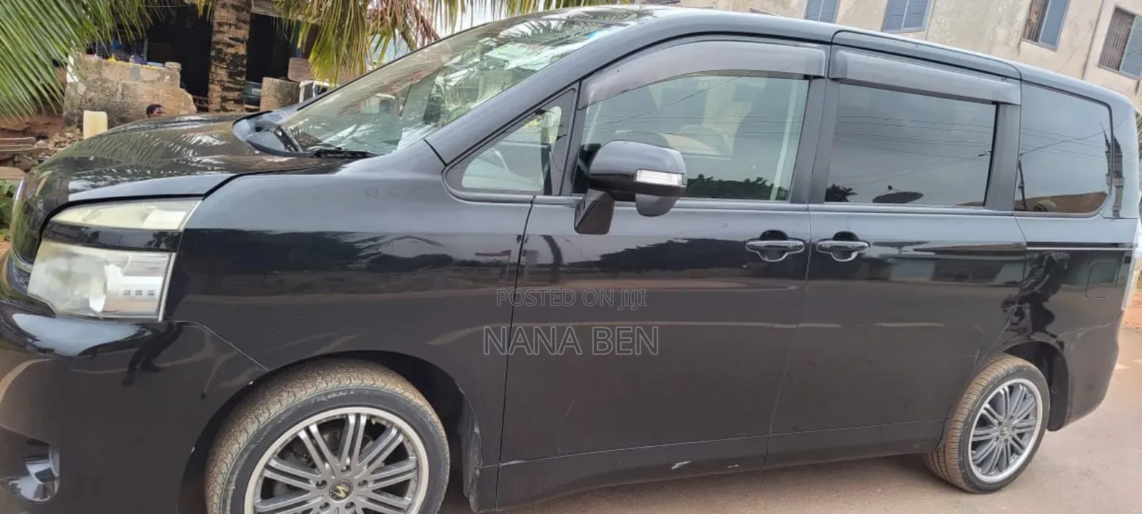 Toyota Voxy 2010 Black