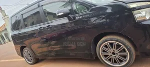 Toyota Voxy 2010 Black