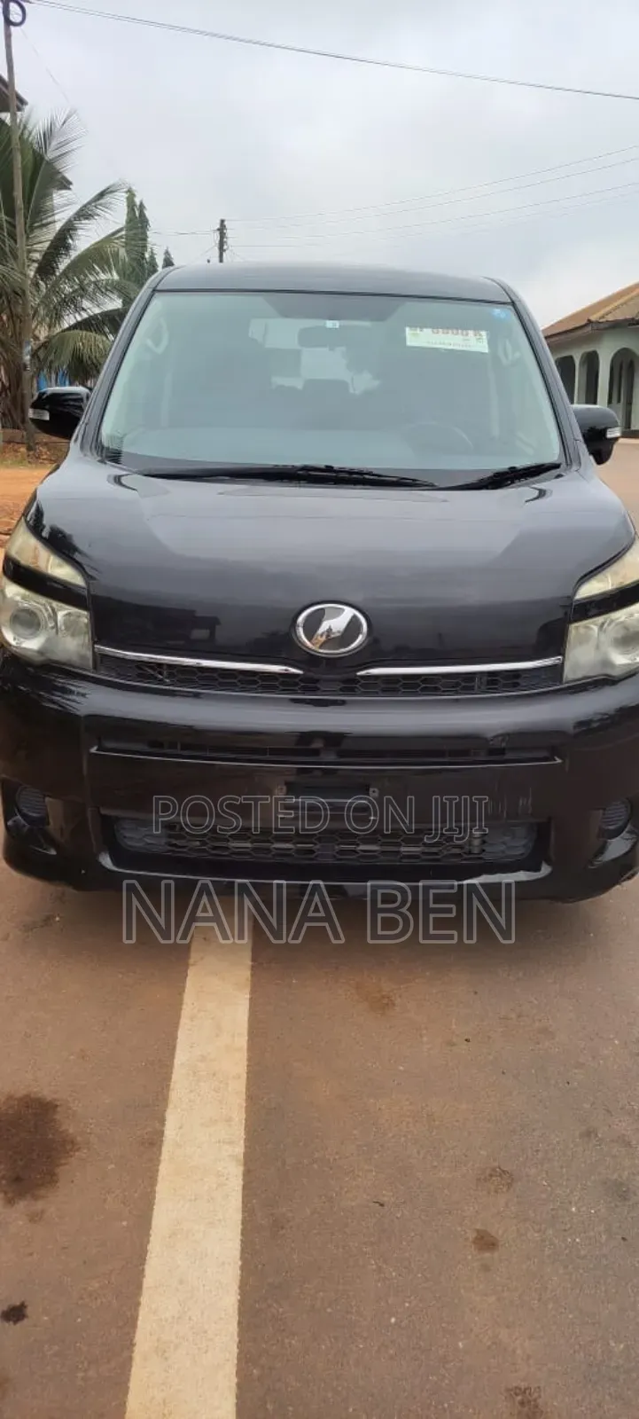 Toyota Voxy 2010 Black