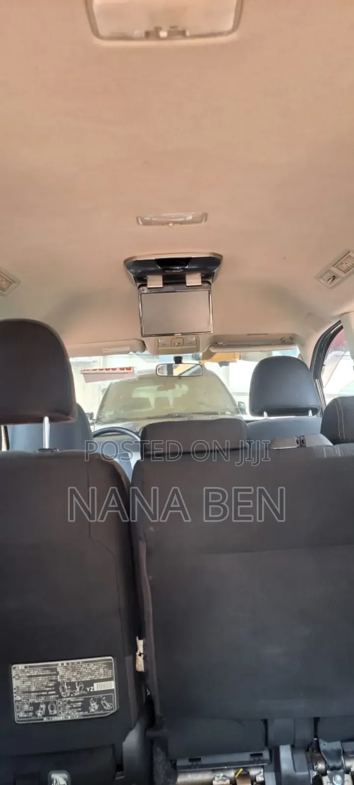 Toyota Voxy 2010 Black