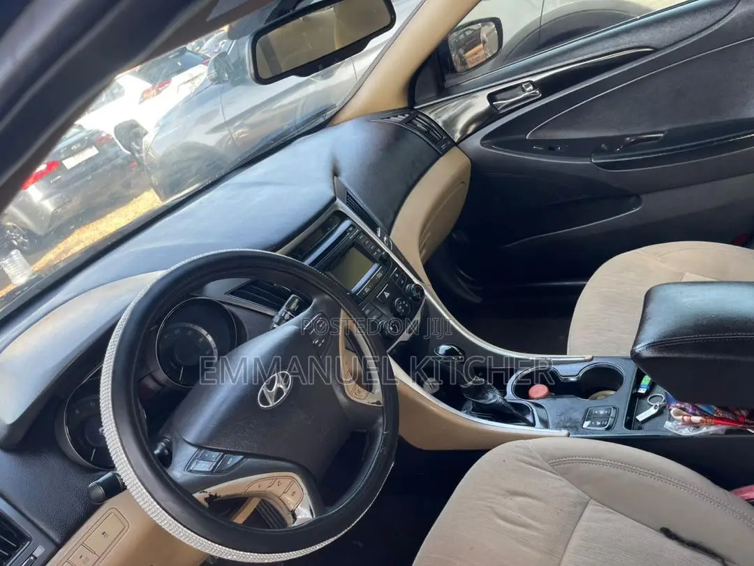Hyundai Sonata 2014 Black