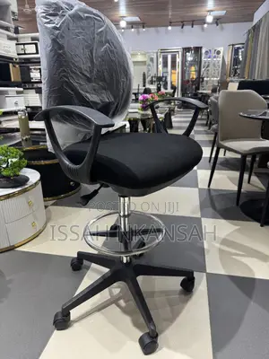 Rotating Counter Chair
