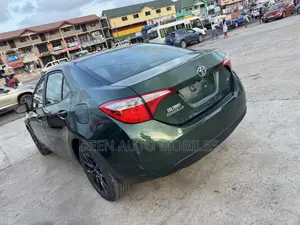 Toyota Corolla LE Eco 4dr Sedan (1.8L 4cyl CVT) 2015