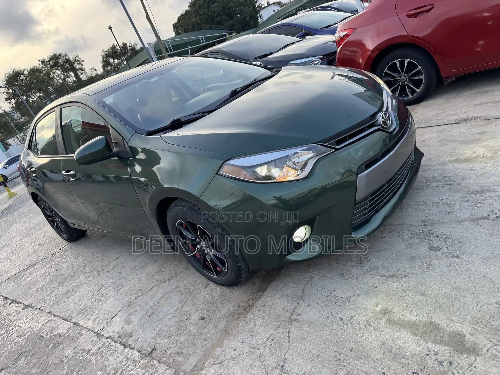 Toyota Corolla LE Eco 4dr Sedan (1.8L 4cyl CVT) 2015
