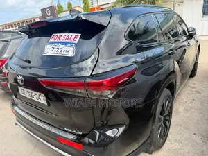 Toyota Highlander XSE 2022 Black