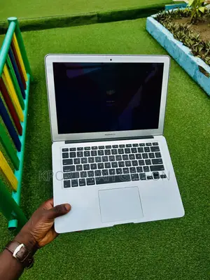 Laptop Apple MacBook Air 2017 8GB Intel Core i5 SSD 512GB