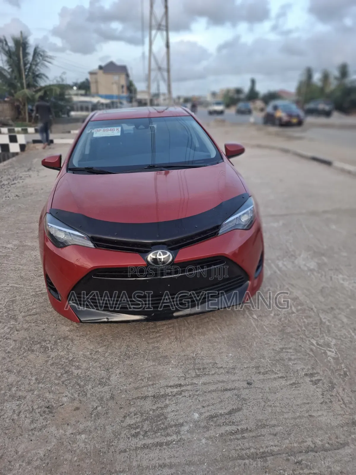 Toyota Corolla LE Eco (1.8L 4cyl 2A) 2018 Red