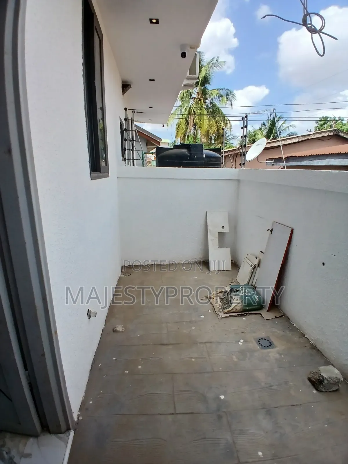 Newly Built 2bedrooms Self Compound for Sale at Botwe School Junction