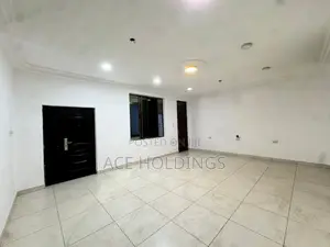 2bdrm Apartment in Lakeside for rent