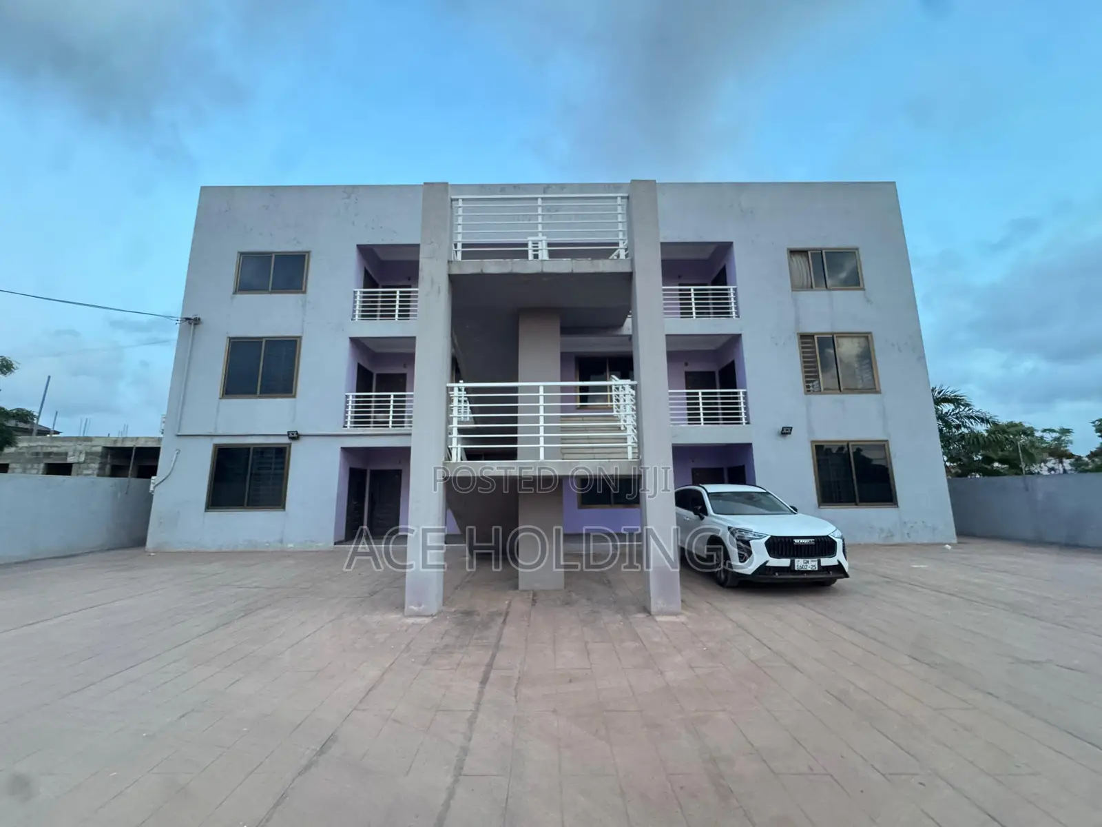 2bdrm Apartment in Lakeside for rent