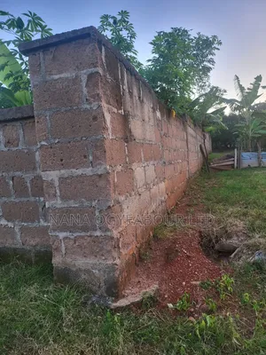 10bdrm House in At Nyaboo, Asante Akim Central Municipal for sale