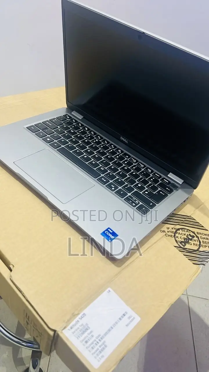 New Laptop Dell Latitude 7320 16GB Intel Core i5 SSD 512GB