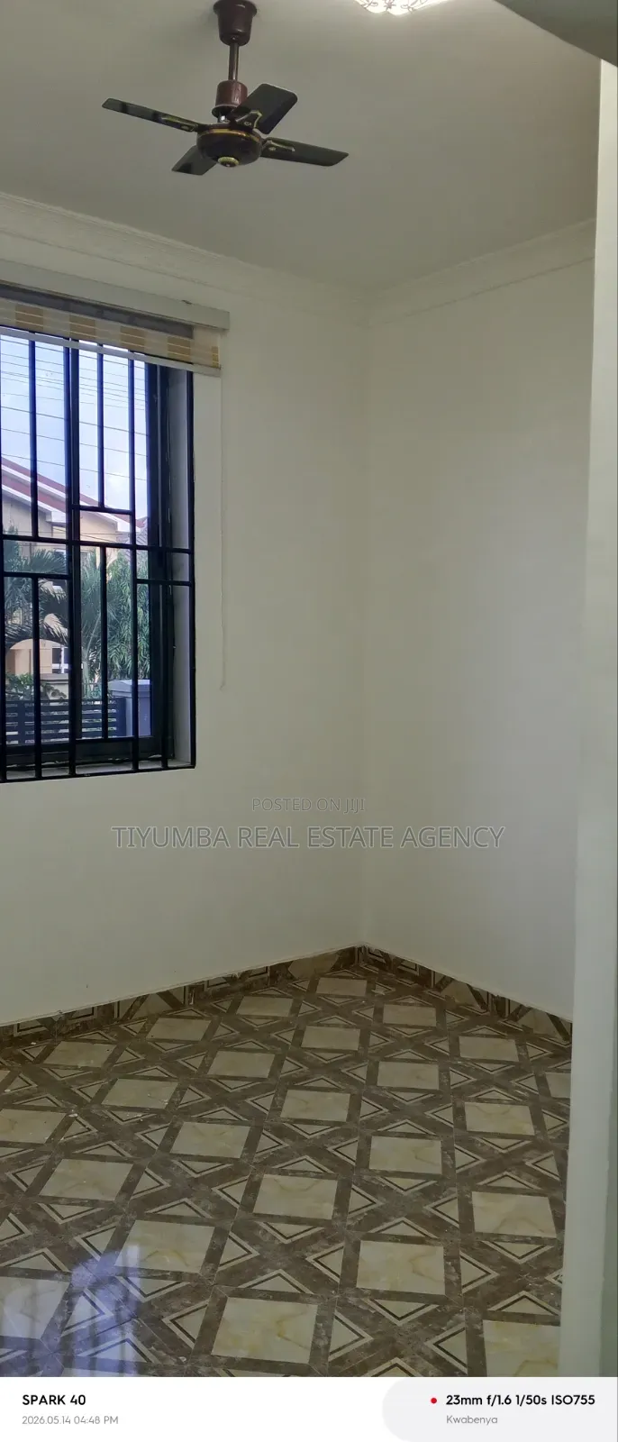 2bdrm Apartment in Tiyumba Real Estate, Kwabenya for rent