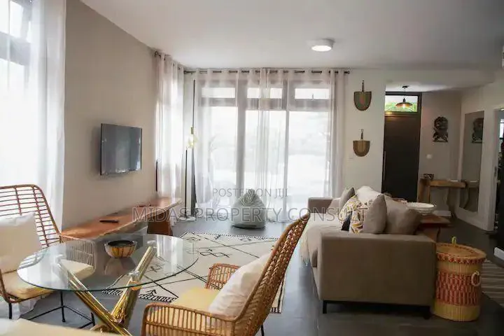 Furnished 3bdrm Townhouse/Terrace in Ayimensah Park, Accra Metropolitan