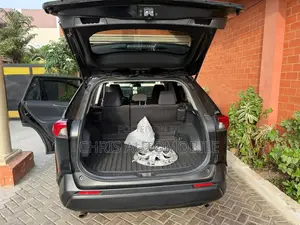 Toyota RAV4 2022 Black