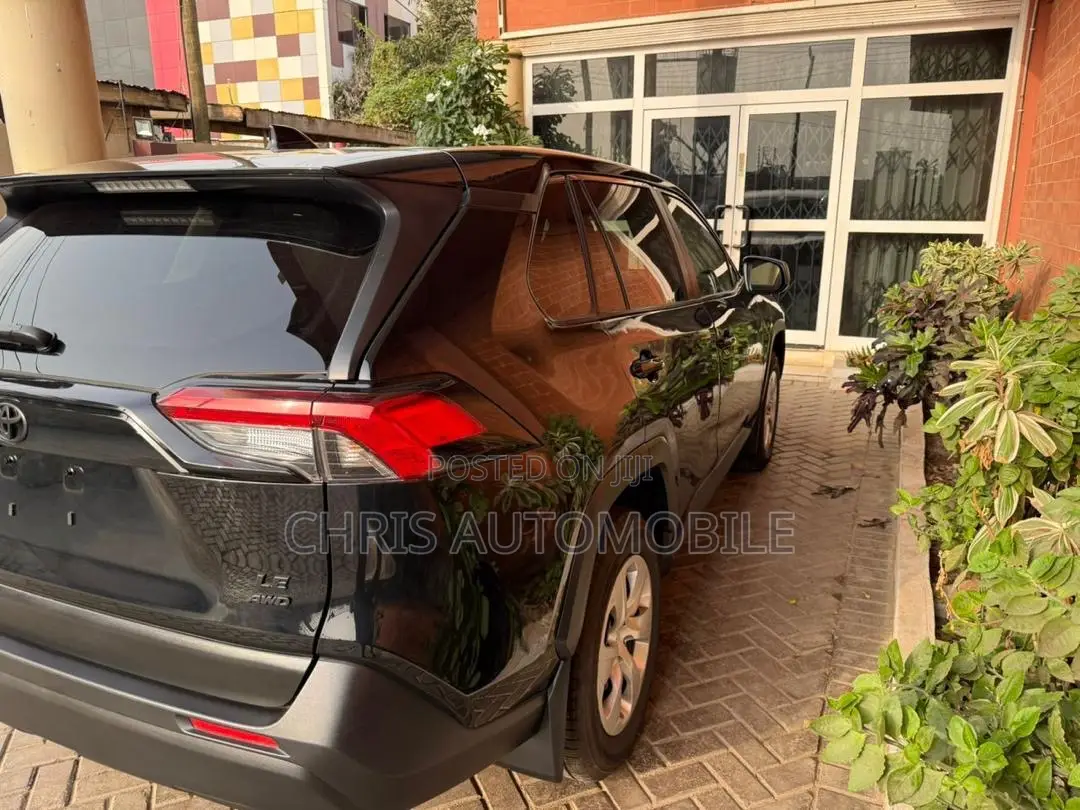 Toyota RAV4 2022 Black