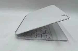 Apple Magic Keyboard 11 Inches