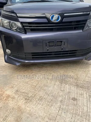 Toyota Voxy 2015 Gray