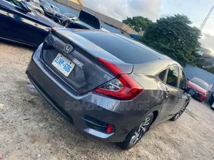 Honda Civic EX-T Sedan 2018 Gray
