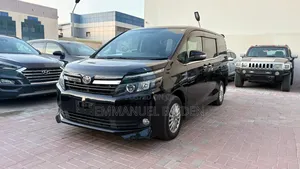 Toyota Voxy SV Premium 2014 Black