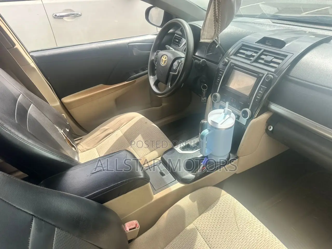 Toyota Camry LE 4dr Sedan (2.5L 4cyl 6A) 2013