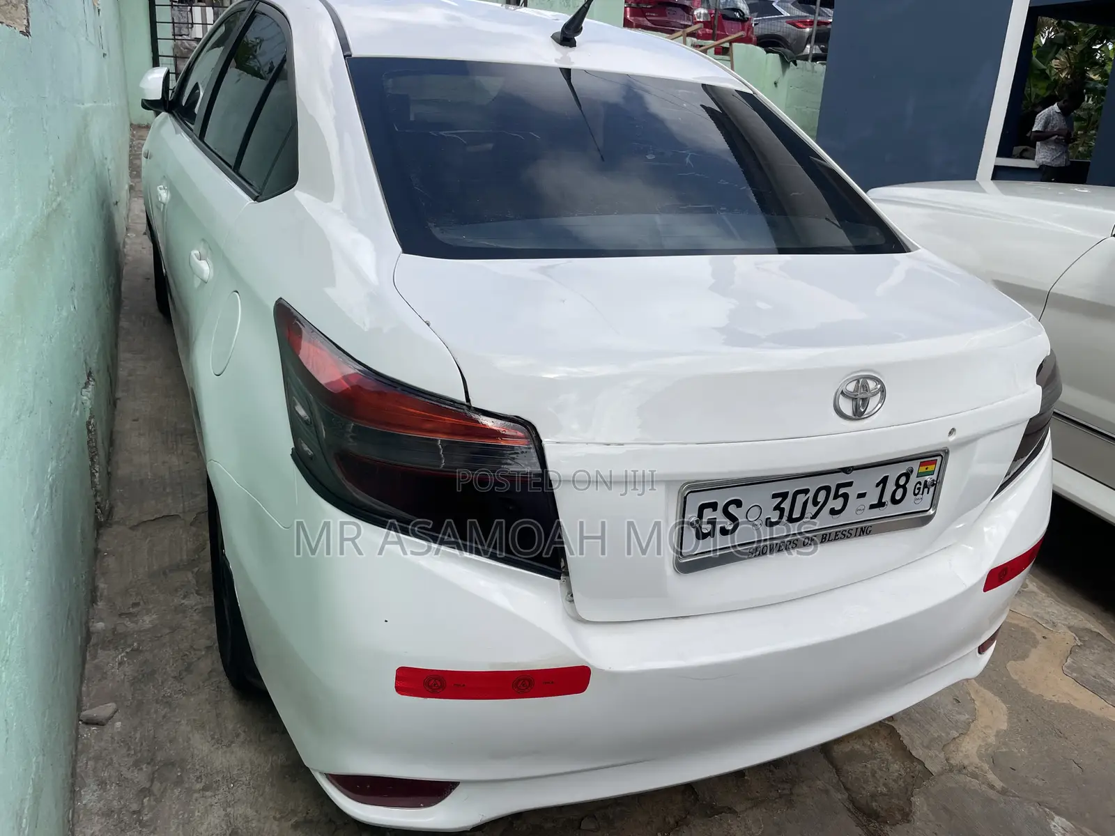 Toyota Yaris LE Hatchback 3dr 2018 White