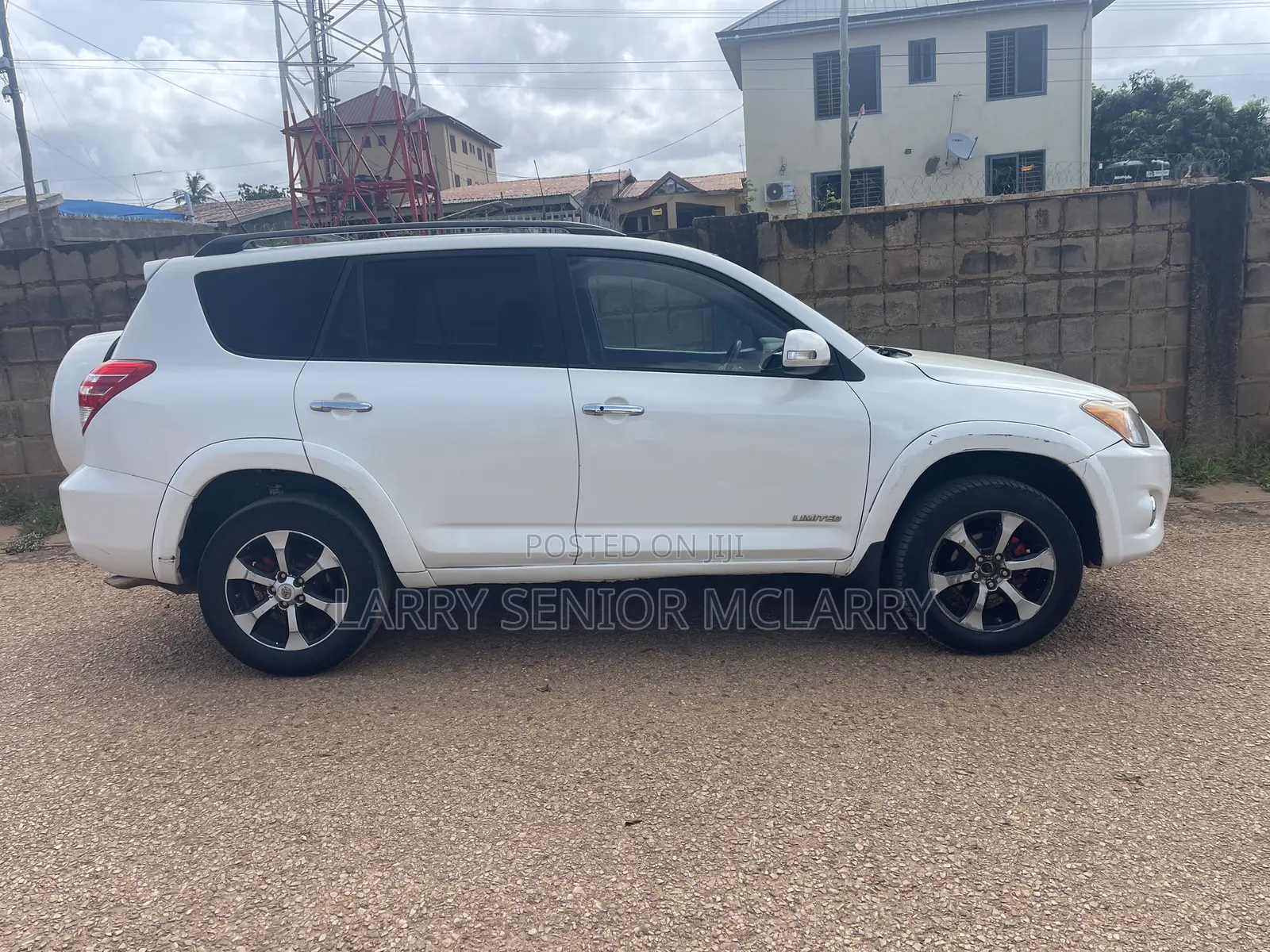 Toyota RAV4 2.5 Limited 2010 White