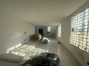 4bdrm House in West Legon, Police Station for sale