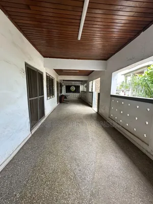 11bdrm House in Haatso, Asore Junction for sale