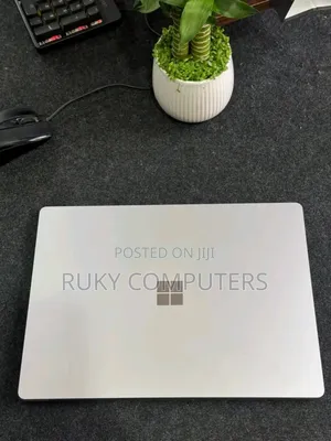New Laptop Microsoft Surface Laptop 4 16GB Intel Core i7 SSD 512GB