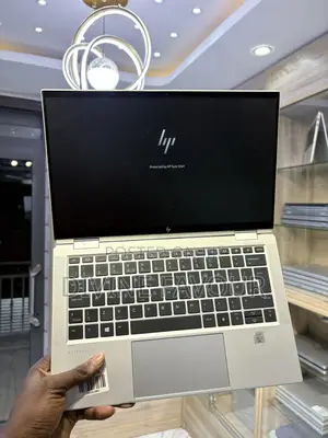 Laptop HP EliteBook x360 1030 G7 16GB Intel Core i7 SSD 512GB