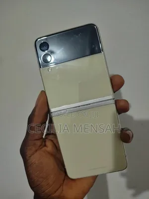 Samsung Galaxy Z Flip 3 128 GB Gold