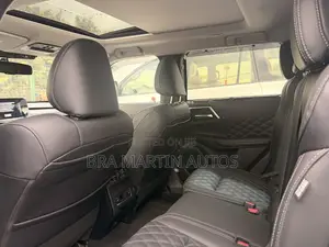 Mitsubishi Outlander SE Special Edition 2023 Silver