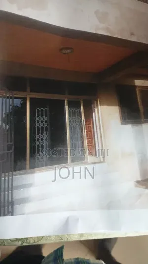 8bdrm House in Survivorestates, Akweley for sale