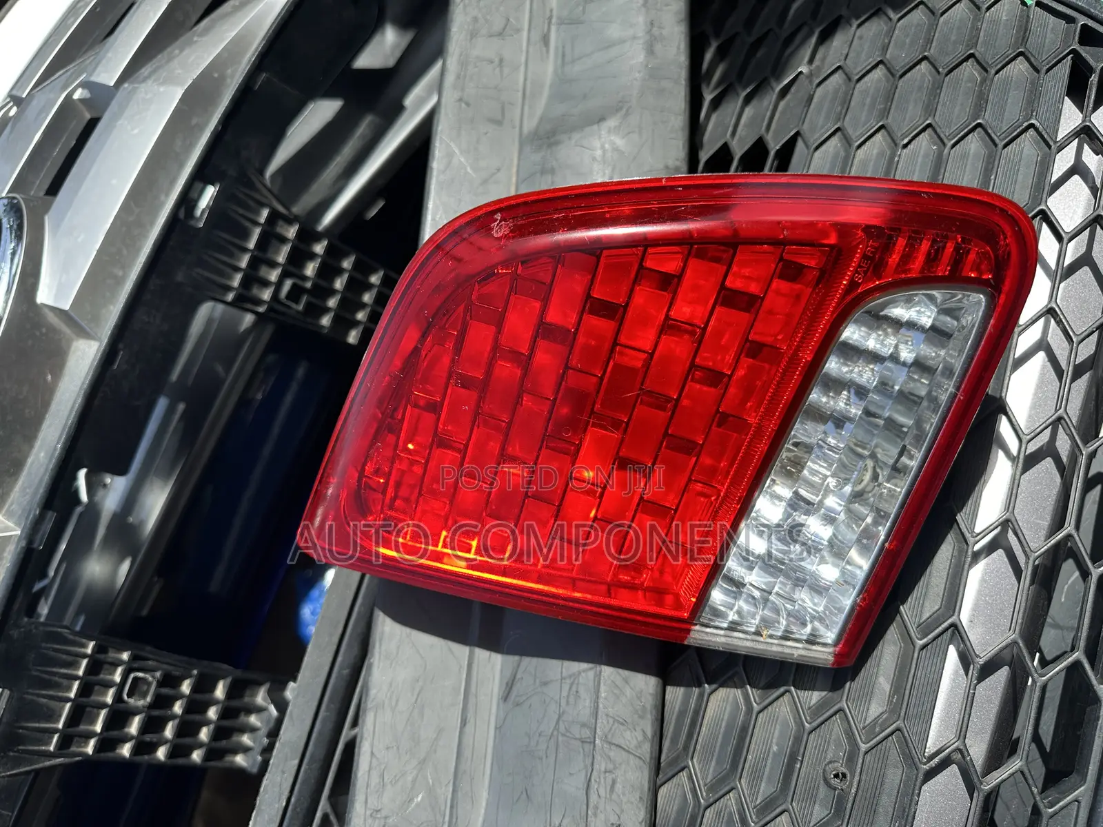 Kia Sorento 2011 Booth Light