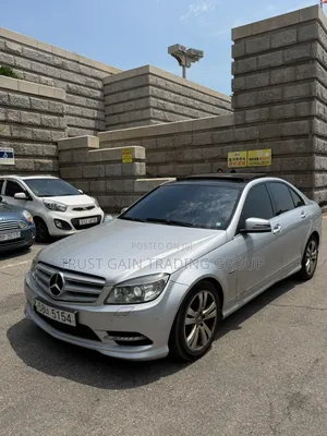 Mercedes-Benz C200 2011 Silver