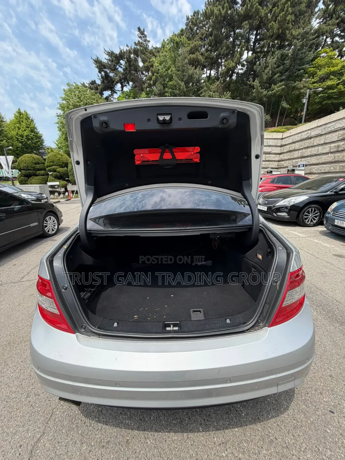 Mercedes-Benz C200 2011 Silver