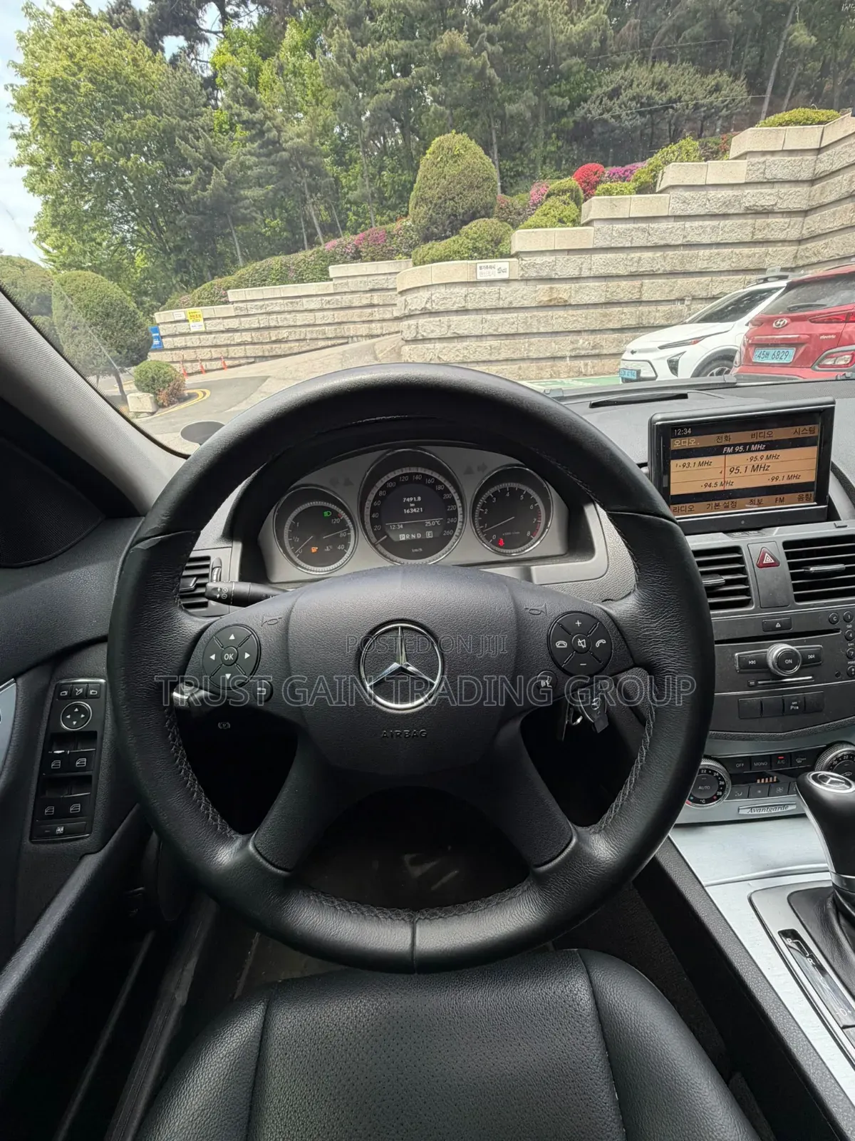 Mercedes-Benz C200 2011 Silver