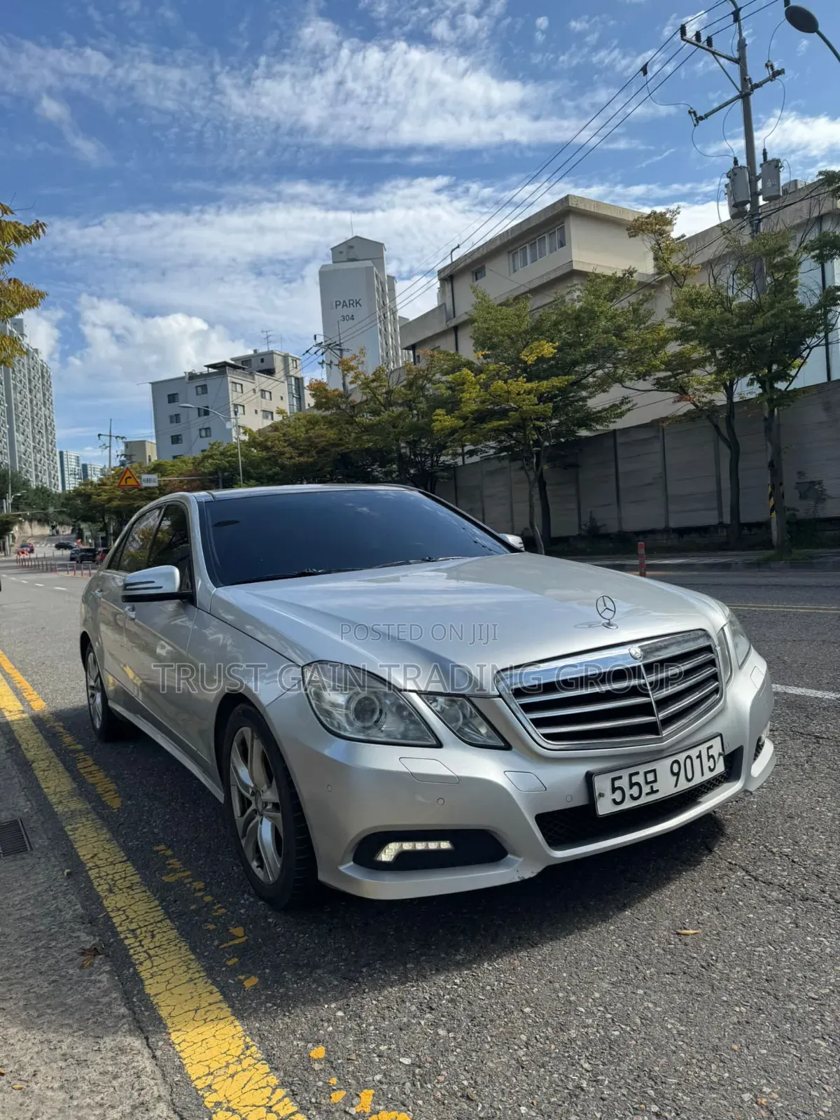 Mercedes-Benz E300 2010 Silver
